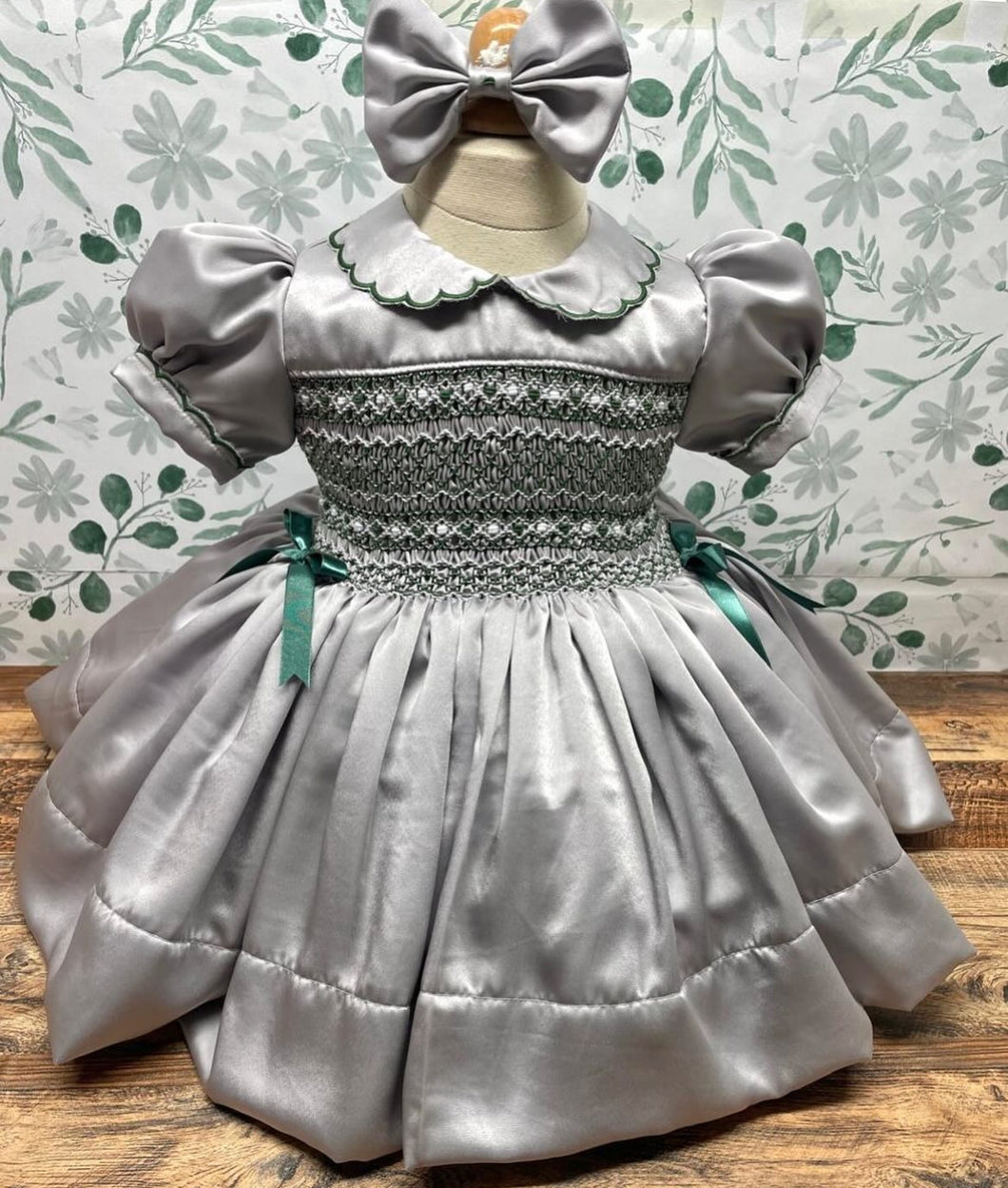 Handmade smocked dress set. 5/6weeks delivery