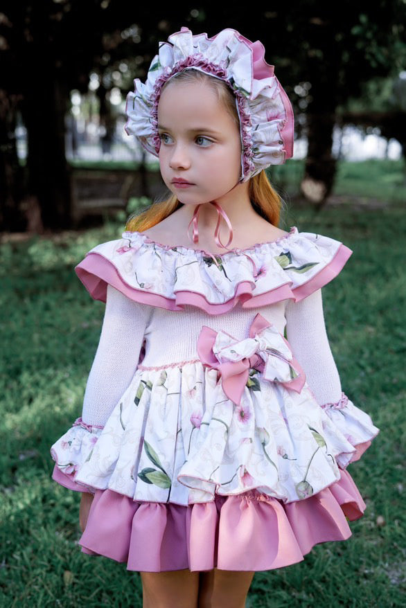 Aw25 ela dress and bonnet