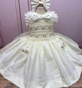Summer luxe smocked dress (5/6weeks)