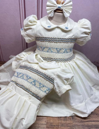 Summer luxe smocked dress (5/6weeks)