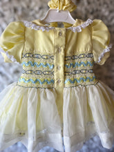 12months in stock Easter smock