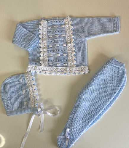 Blue  knit set (includes bonnet) 580