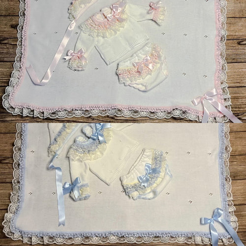 Ela blanket pink or blue (handmade to order 5:6weeks)