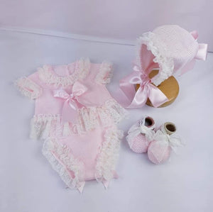 AMORE knitted set (top, pants and bonnet)